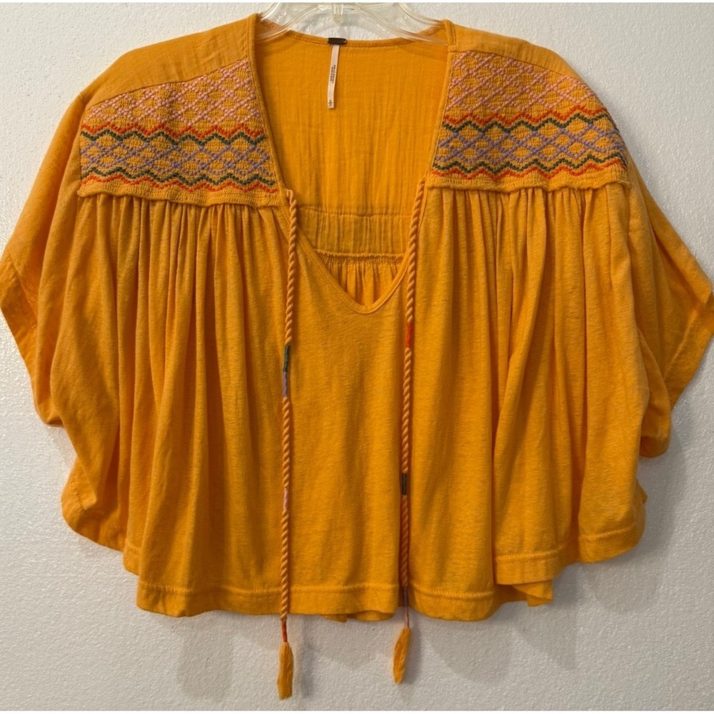 Free People Size Small Market Embroidered Carrot Ginger V-Neck Cropped Tee Top